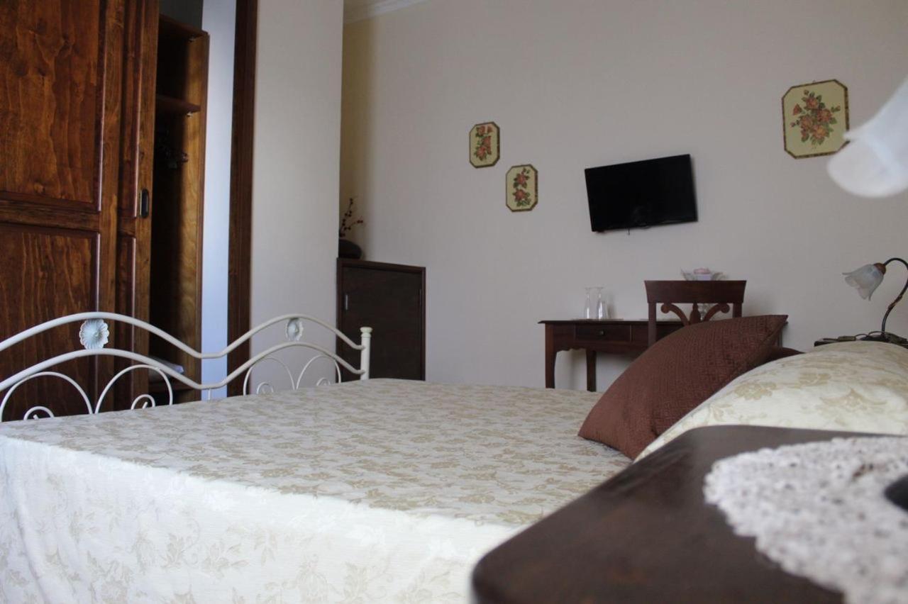 Donna Concetta Casa Vacanze Felline Екстер'єр фото