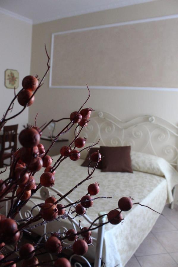 Donna Concetta Casa Vacanze Felline Екстер'єр фото
